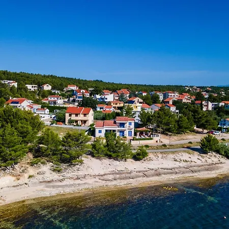 Beachfront Noa With Heated Pool * Pridraga