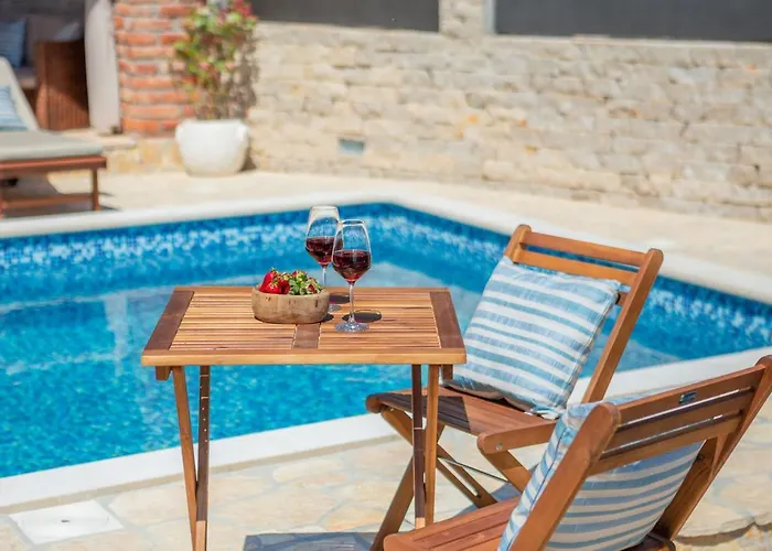 Вилла Beachfront Noa With Heated Pool *