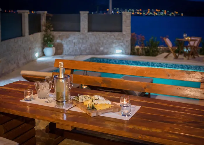 Beachfront Noa With Heated Pool * Pridraga